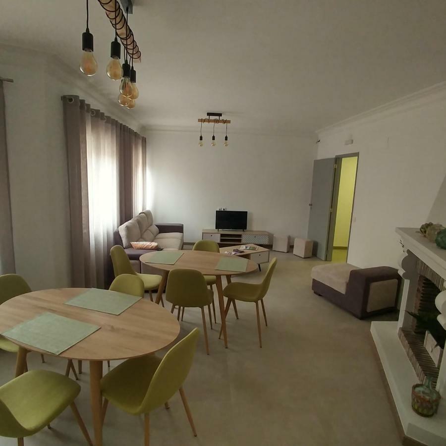 Baixinho Guest House ヴィラ・プライア・デ・アンコラ エクステリア 写真